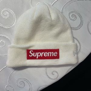 Supreme bogo beanie white OS